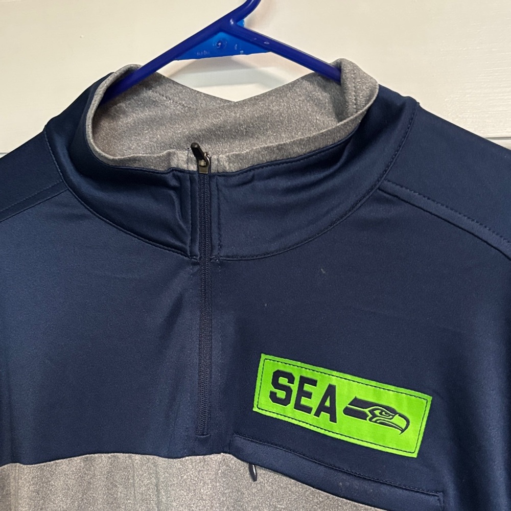 NFL Men’s Navy, Gray & Neon Green Quarter-Zip Pullover - Picture 6 of 7